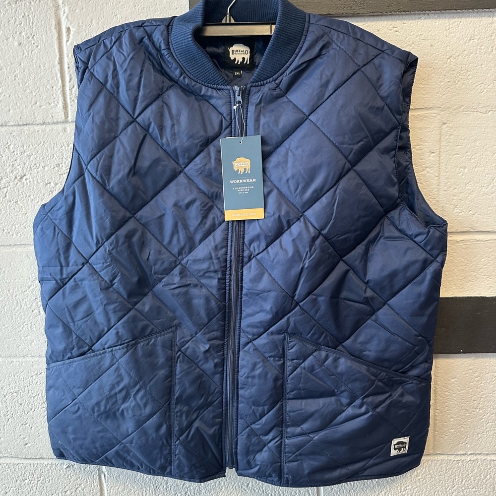 Buffalo Outdoors Men’s Insulated Vest